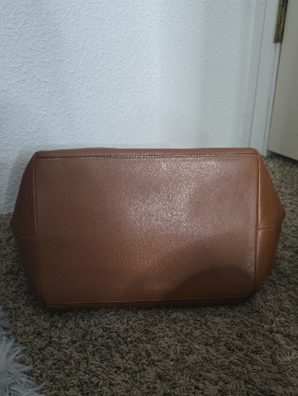 Coach Brown Leather Large Tote Bag W/ Gold Hardware (GOOD)(READ)✨️🤎✨️ - Picture 8 of 15